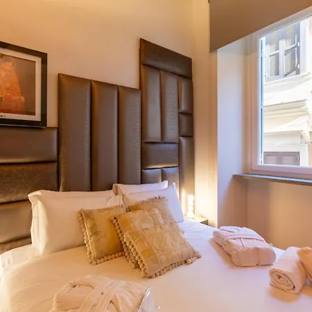 Apartment Fontana Di Trevi Luxury Rome