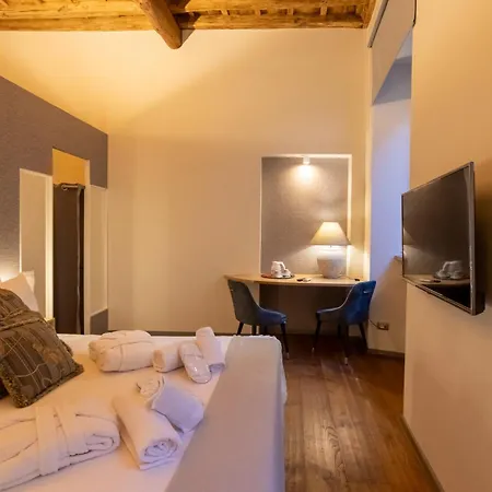 Fontana Di Trevi Luxury Apartment